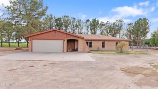 216 WREATH Court, Fabens, TX 79838