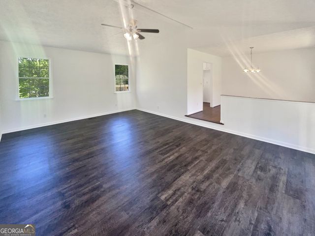 294 Farm Ridge Drive NE, Woodstock, GA 30188