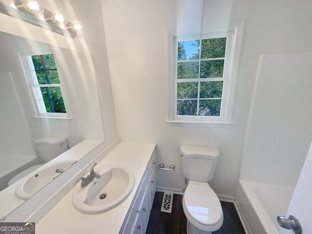 294 Farm Ridge Drive NE, Woodstock, GA 30188