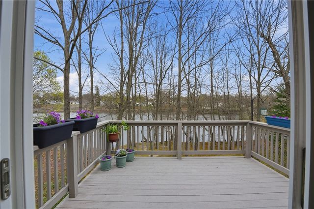 140 Beacon Park Drive, East Providence, RI 02915