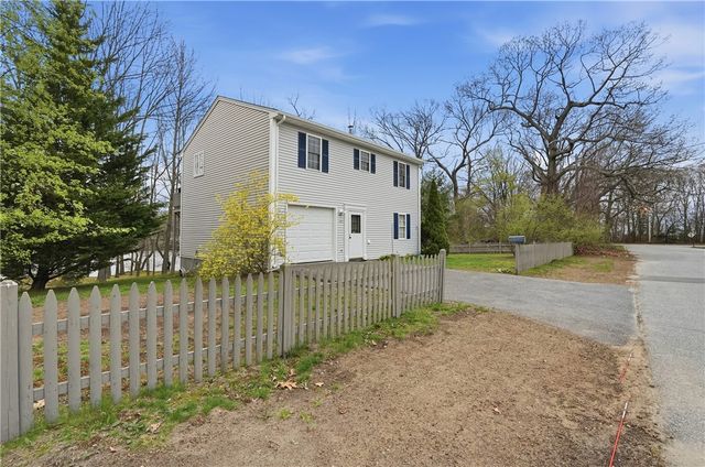 140 Beacon Park Drive, East Providence, RI 02915