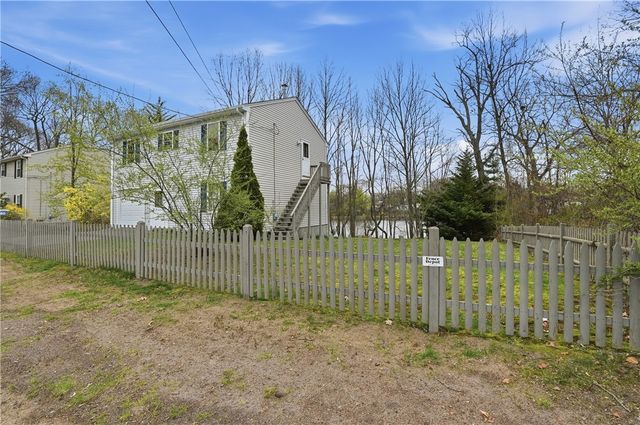 140 Beacon Park Drive, East Providence, RI 02915