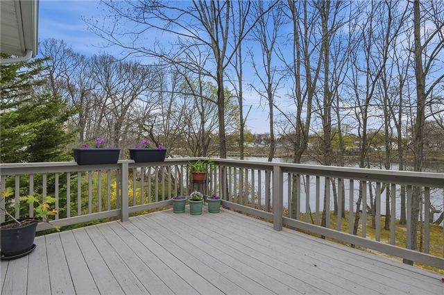 140 Beacon Park Drive, East Providence, RI 02915