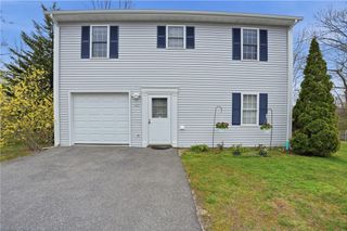 140 Beacon Park Drive, East Providence, RI 02915