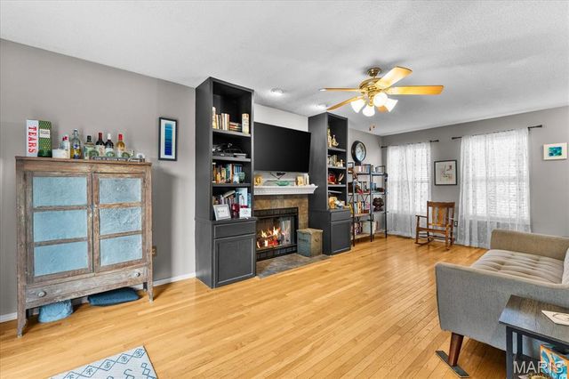 2014 Killarney Drive, Belleville, IL 62221