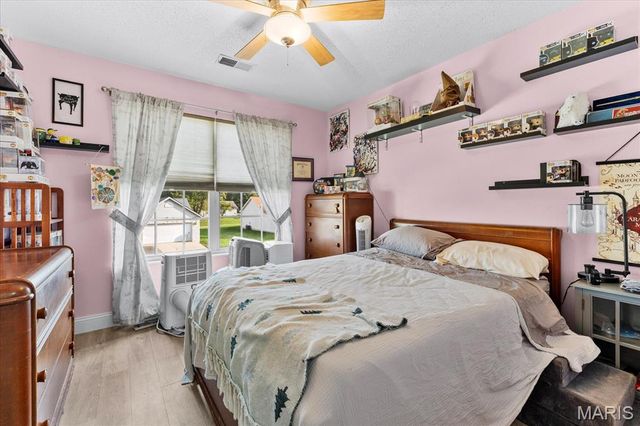 2014 Killarney Drive, Belleville, IL 62221