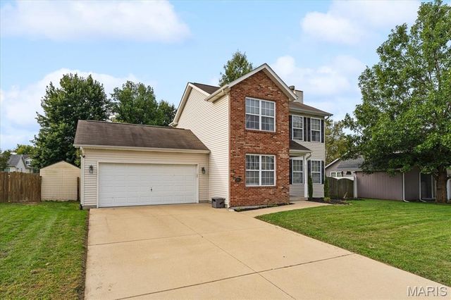 2014 Killarney Drive, Belleville, IL 62221