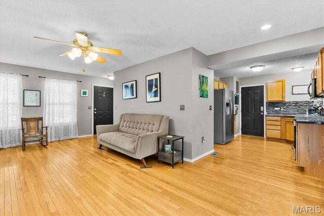 2014 Killarney Drive, Belleville, IL 62221