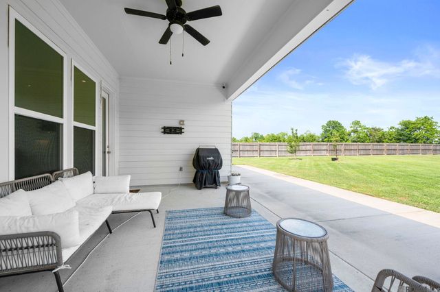 10239 Oak Colony Blvd, Baton Rouge, LA 70817