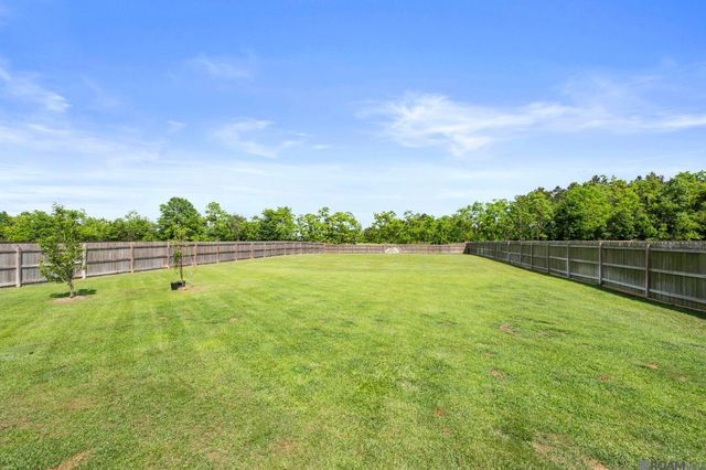 10239 Oak Colony Blvd, Baton Rouge, LA 70817