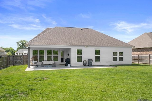 10239 Oak Colony Blvd, Baton Rouge, LA 70817