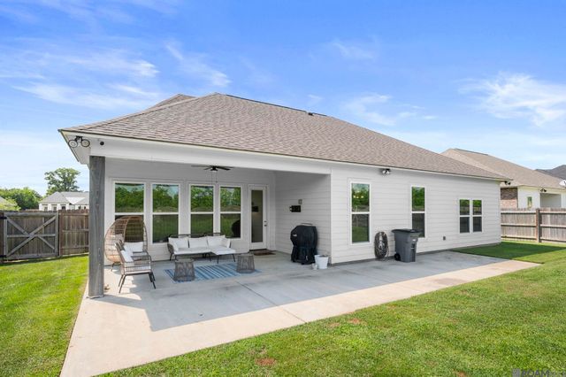 10239 Oak Colony Blvd, Baton Rouge, LA 70817