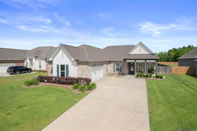 10239 Oak Colony Blvd, Baton Rouge, LA 70817