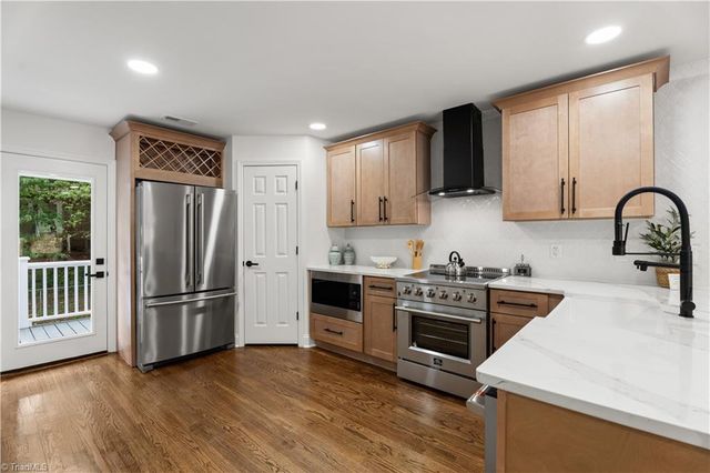 2626 Rogers Lane, Winston-salem, NC 27106