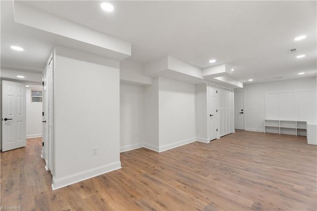 2626 Rogers Lane, Winston-salem, NC 27106