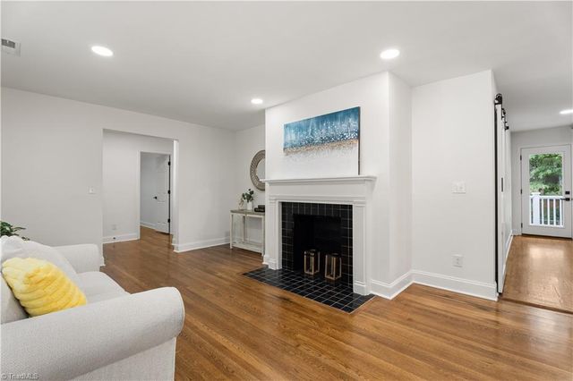 2626 Rogers Lane, Winston-salem, NC 27106