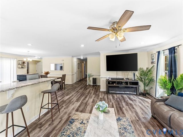 1920 Meadow Rd, Sandston, VA 23150