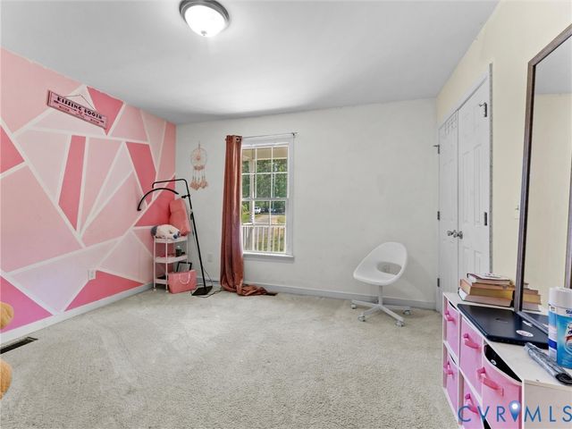1920 Meadow Rd, Sandston, VA 23150