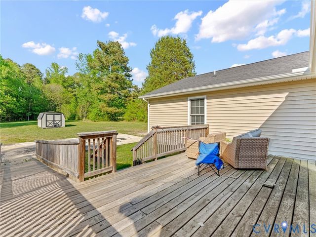 1920 Meadow Rd, Sandston, VA 23150