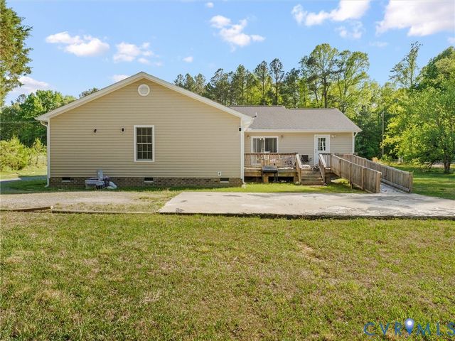 1920 Meadow Rd, Sandston, VA 23150