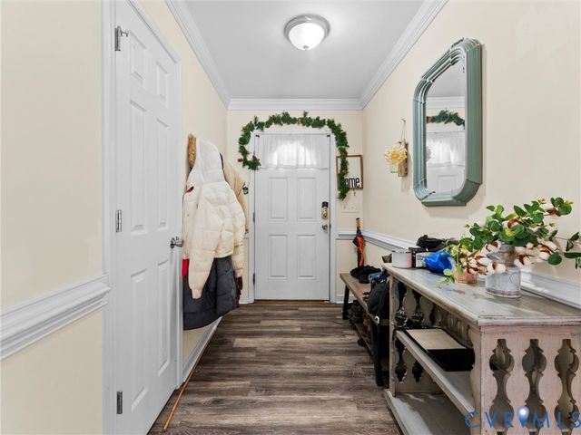 1920 Meadow Rd, Sandston, VA 23150