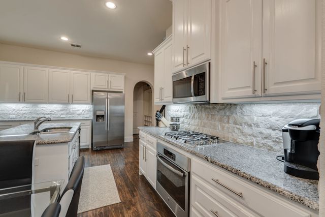 625 Surrey, Flower Mound, TX 75022