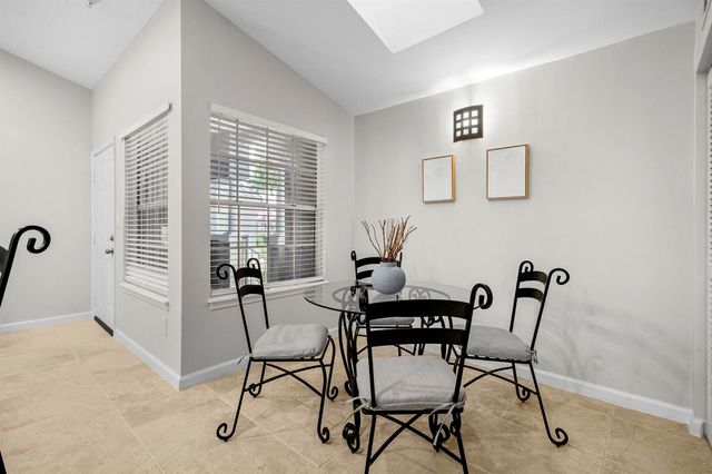 1000 Crystal Way L, Delray Beach, FL 33444