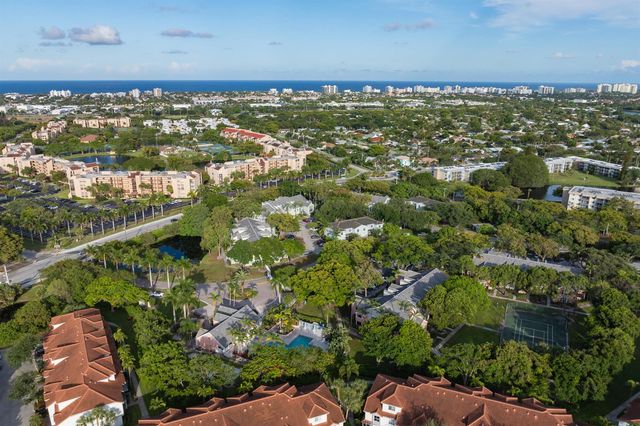 1000 Crystal Way L, Delray Beach, FL 33444