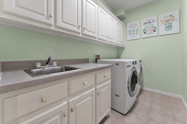 307 Meadow Drive, Sunnyvale, TX 75182