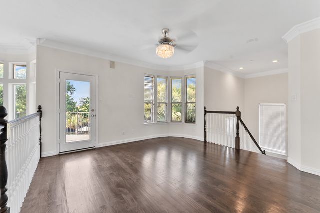 307 Meadow Drive, Sunnyvale, TX 75182