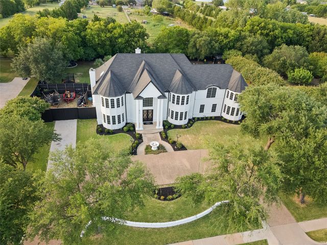 307 Meadow Drive, Sunnyvale, TX 75182