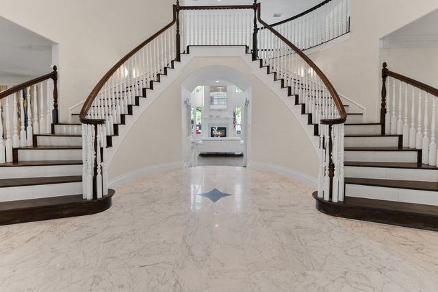 307 Meadow Drive, Sunnyvale, TX 75182
