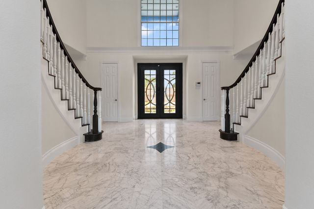 307 Meadow Drive, Sunnyvale, TX 75182