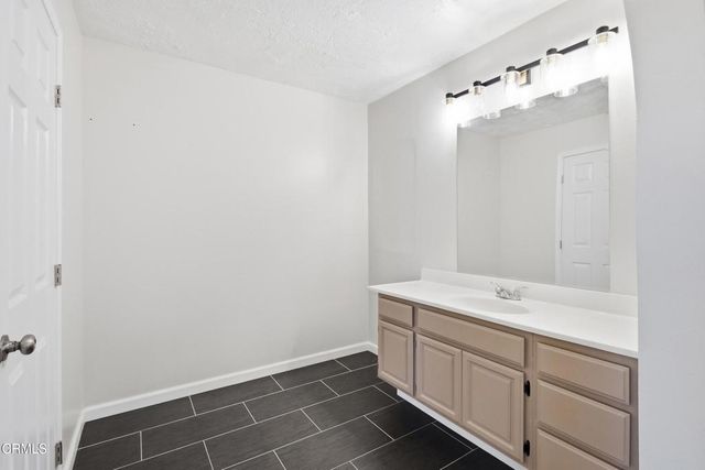 3454 Olds Road, Oxnard, CA 93033