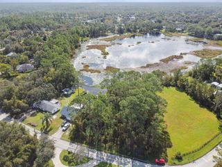 2417 E LAKE DRIVE, Deland, FL 32724