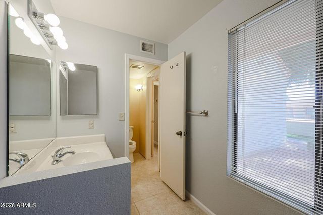 19820 N 13TH Avenue 125, Phoenix, AZ 85027