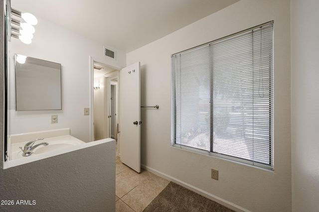 19820 N 13TH Avenue 125, Phoenix, AZ 85027