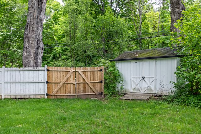 255 Aspetuck Ridge Road, New Milford, CT 06776