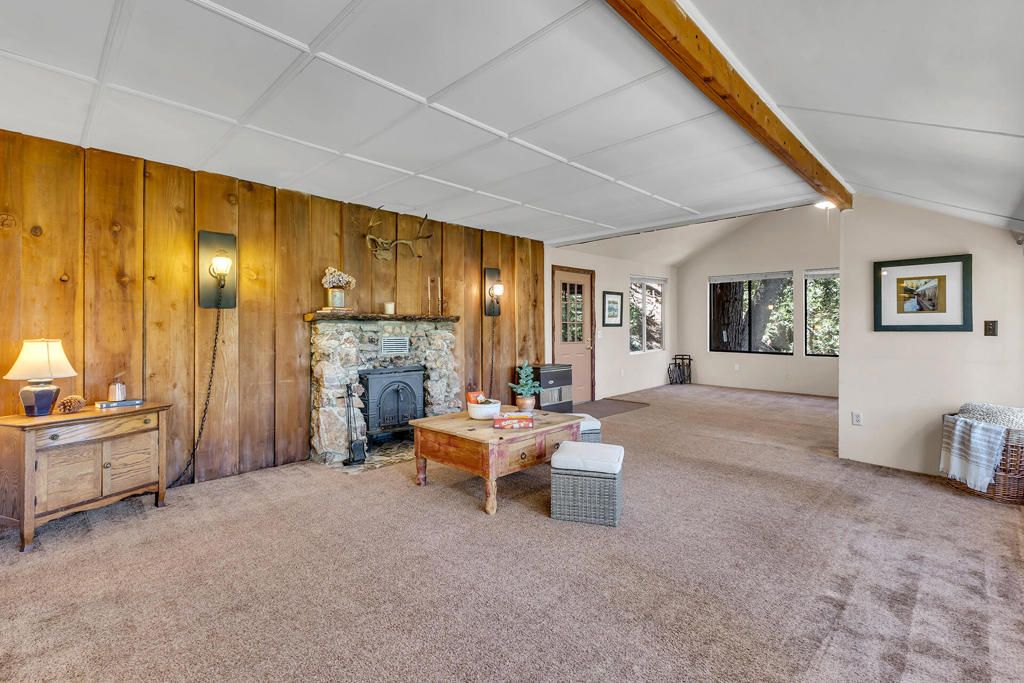 Image 11 of property listing at 52751 Fernland Drive, Idyllwild, CA 92549