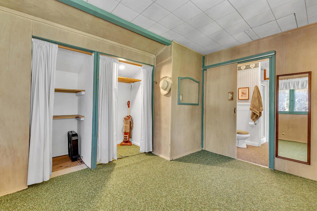 Image 19 of property listing at 52751 Fernland Drive, Idyllwild, CA 92549