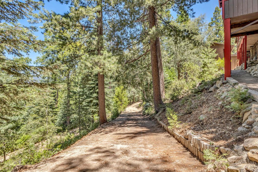 Image 27 of property listing at 52751 Fernland Drive, Idyllwild, CA 92549