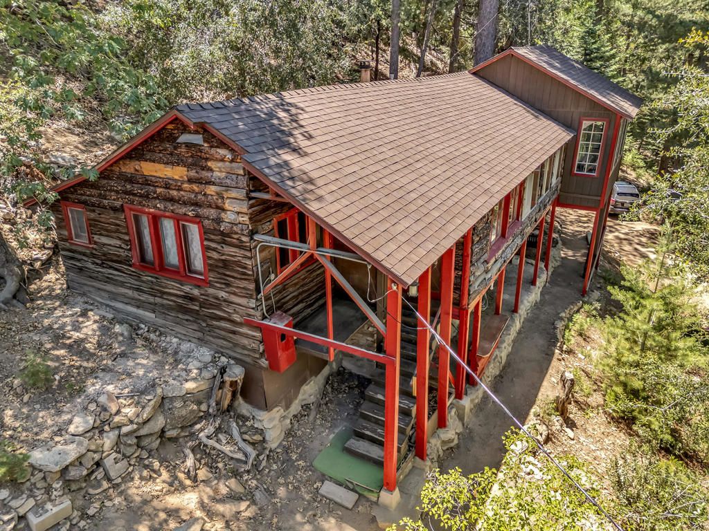 Image 33 of property listing at 52751 Fernland Drive, Idyllwild, CA 92549