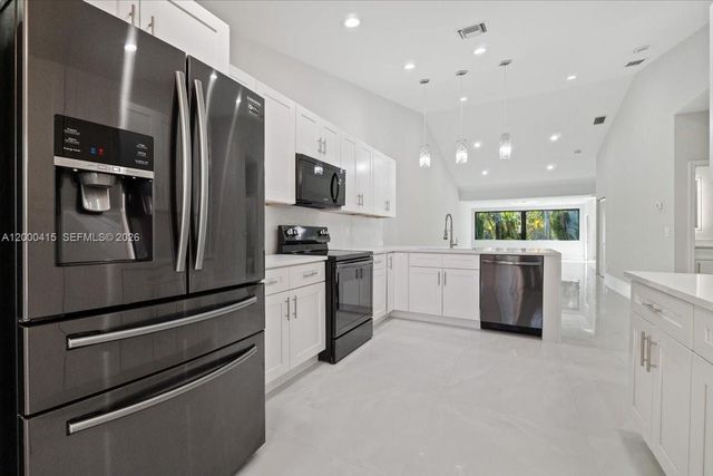 22665 Meridiana Dr, Boca Raton, FL 33433