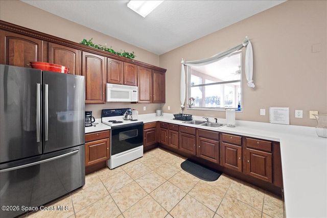 3679 Poseidon Way, Indialantic, FL 32903