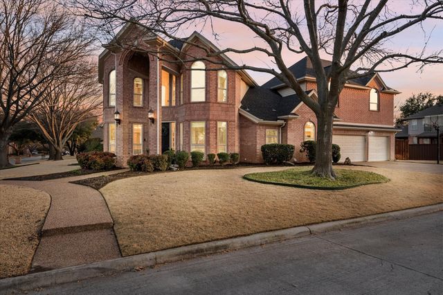 915 Hilton Drive, Mansfield, TX 76063