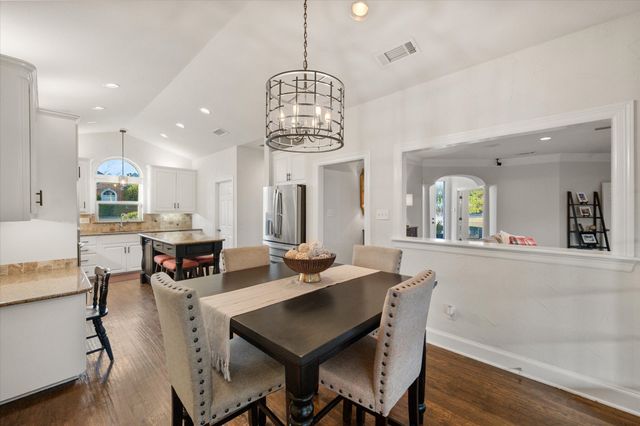 915 Hilton Drive, Mansfield, TX 76063