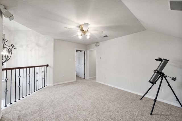 915 Hilton Drive, Mansfield, TX 76063