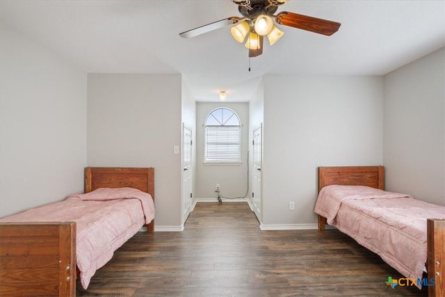 8600 Five Wells Road, Rogers, TX 76569