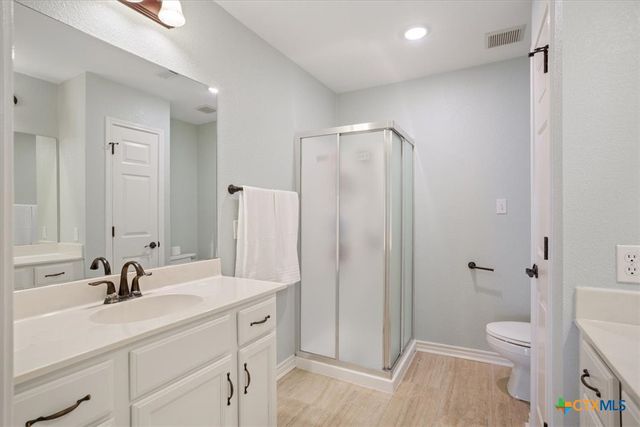 8600 Five Wells Road, Rogers, TX 76569