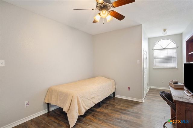 8600 Five Wells Road, Rogers, TX 76569